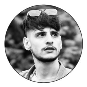 علیرضا صمدی،عکاس، هنر آموخته ی آکادمی عکاسی کاندید